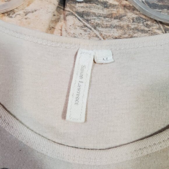 Susan Lawrence Y2K Cowgirls Women of the Wild West M t-shirt - Picture 3 of 5